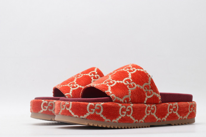 GUI SANDAL
