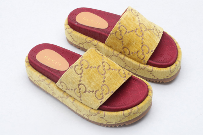 GUI SANDAL