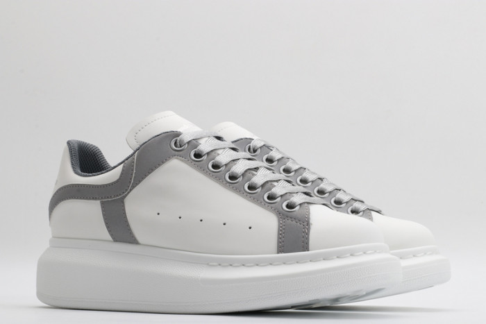 ALEX MCQU SNEAKER