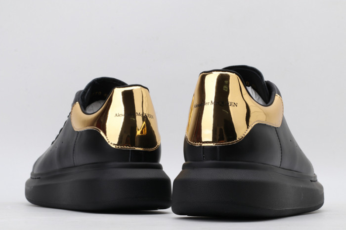 ALEX MCQU SNEAKER