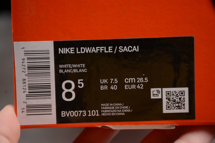 NIKE LD WAFFLE SACAI WHITE NYLON BV0073-101