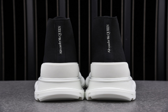 ALEX MCQU SNEAKER