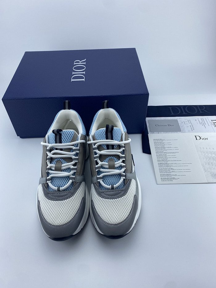 D10R SNEAKER