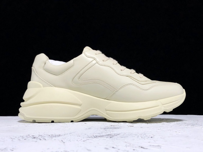 GUI SNEAKER