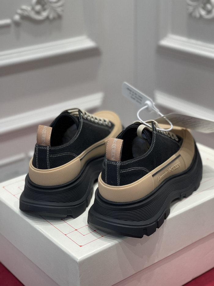ALEX MCQU SNEAKER