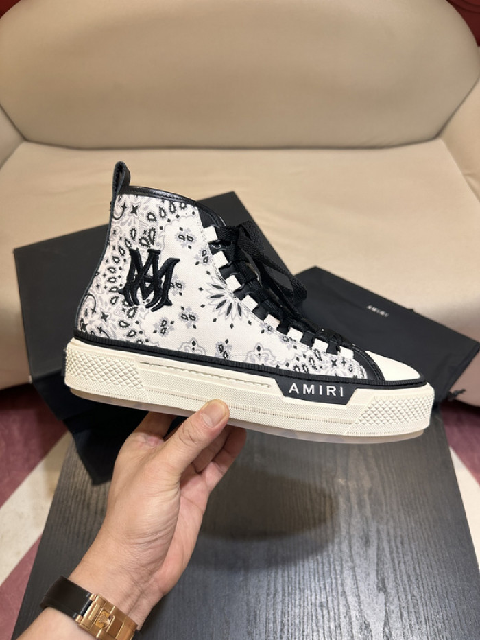 AM1R1 SNEAKER