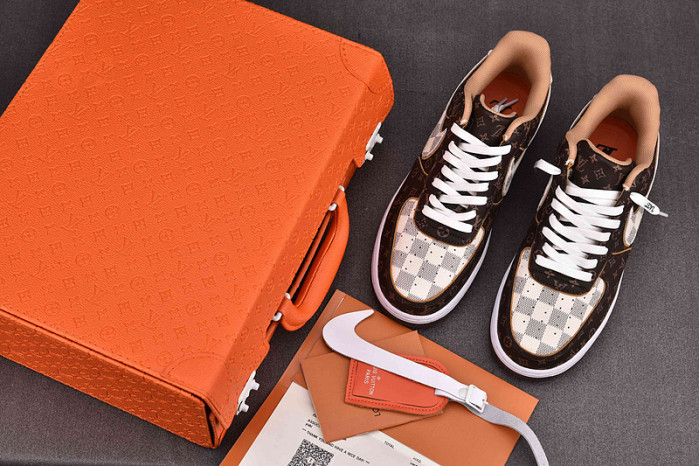 Nike Air Force 1