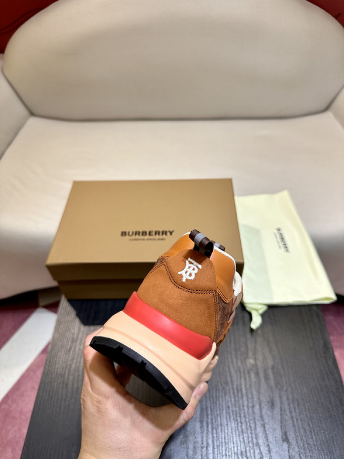 BUB sneaker
