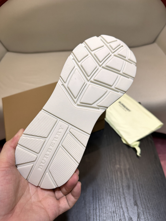 BUB sneaker