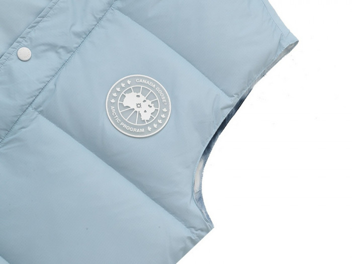 C&NA* G00SE down jacket