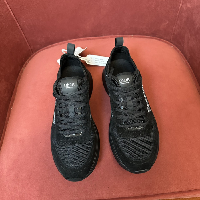 D10R B25 SNEAKER