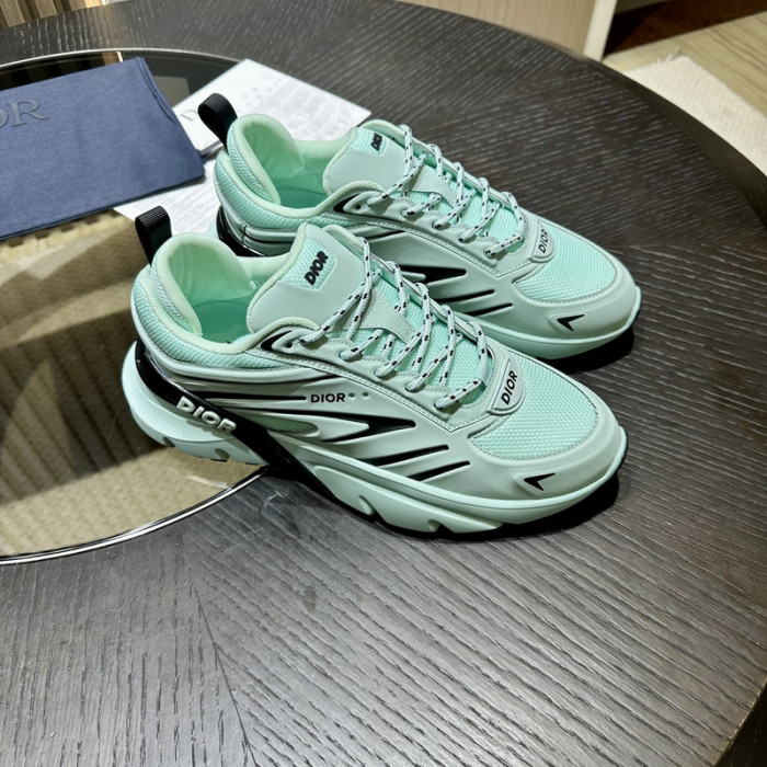 D10R B44 SNEAKER