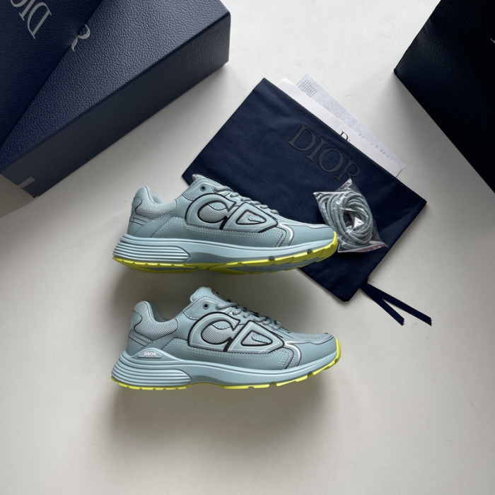 D10R SNEAKER
