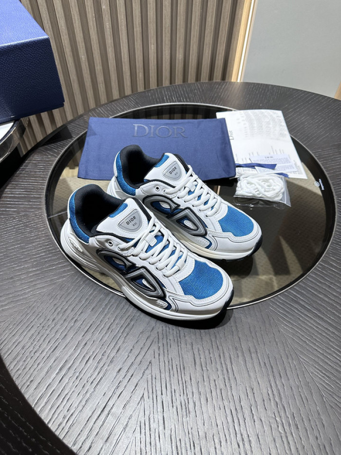 D10R SNEAKER