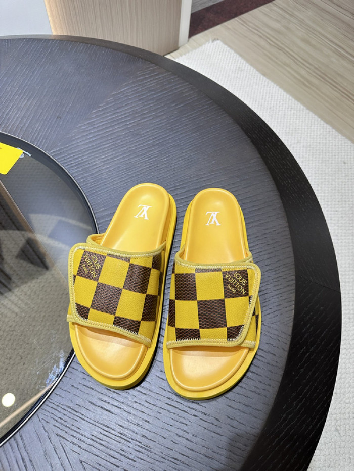 L0VT SANDAL