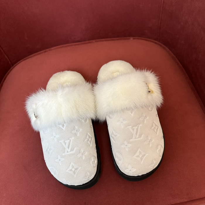 L0VT SANDAL