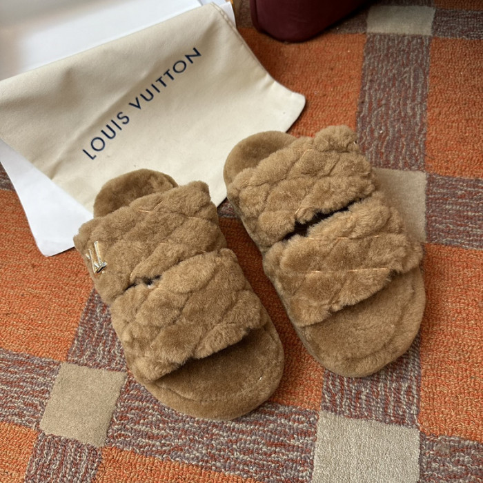 L0VT SANDAL