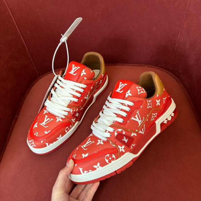 L0VT SNEAKER