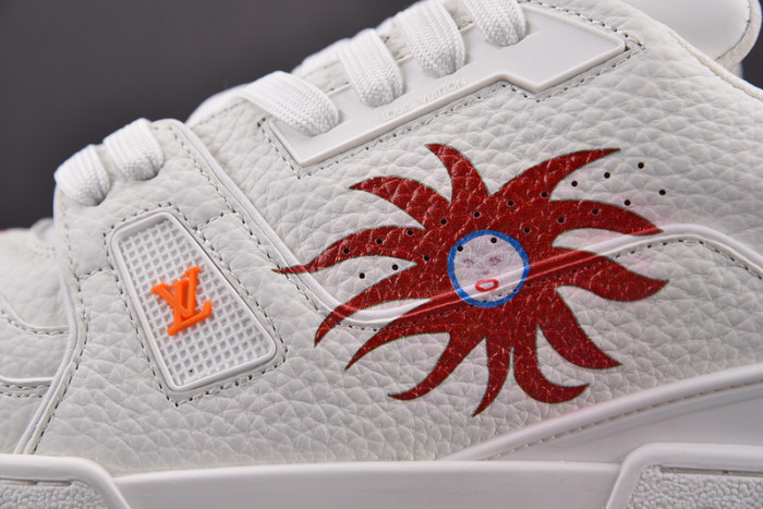 L0VT SNEAKER