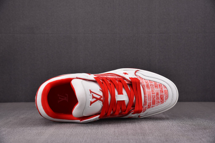 L0VT SNEAKER