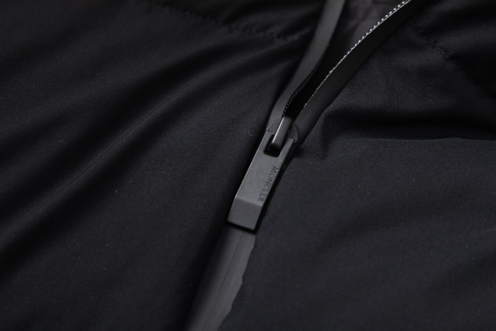 M0*C1ER DOWN JACKET